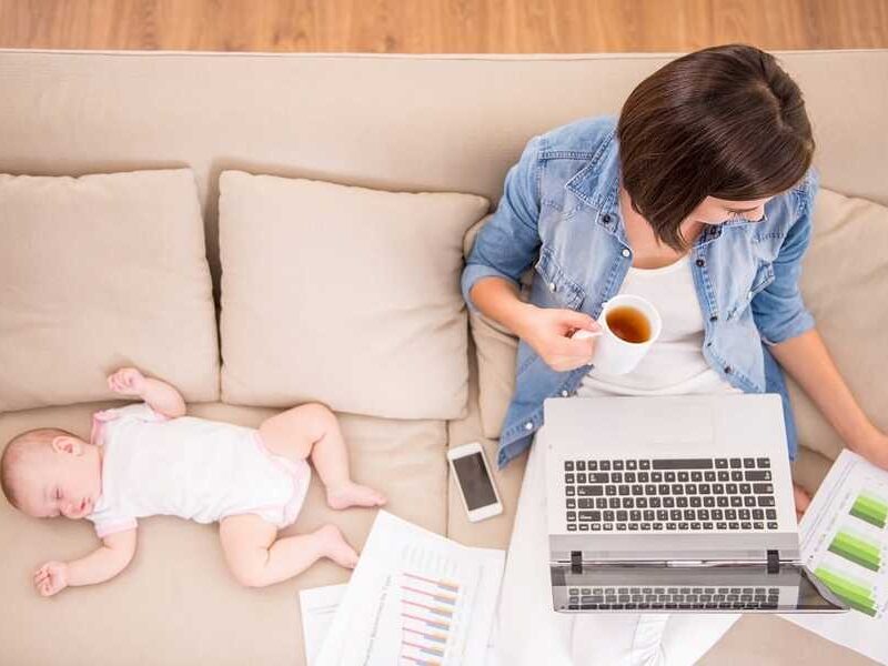 Пропонуємо роботу онлайн для мам в декреті