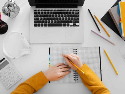 Є робота, відкрита вакансія - Копірайтер віддалено, можливо без досвіду (російська та українська)