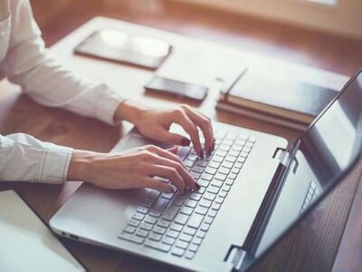 Пропонуємо роботу модератором чату вдома