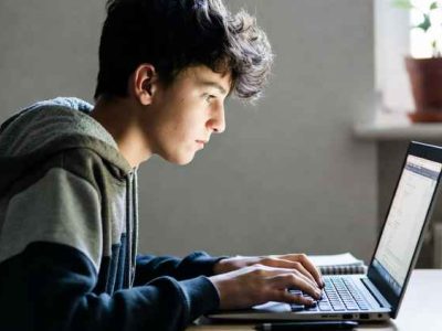 Вакансія: Робота для підлітків 15 років онлайн без вкладень - простий підробіток