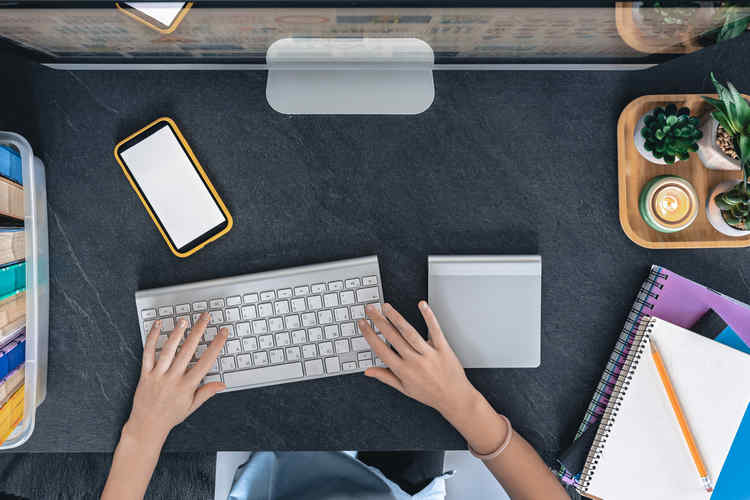 Робота розміщення оголошень в інтернеті - віддалена робота