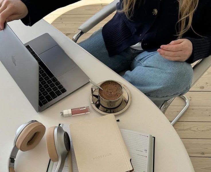 Адміністратор Instagram / SMM-проєкту